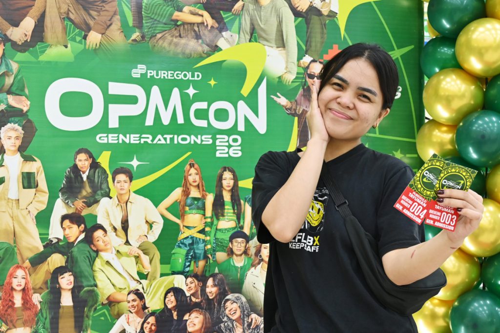 The demand for the now famous annual concert led to fans rushing to their
local Puregolds this past June 12.